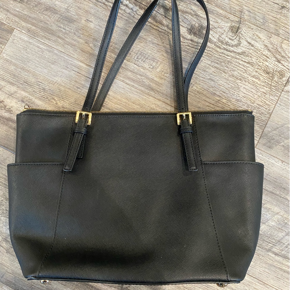 Michael Kors Purse - Picture 2 of 10
